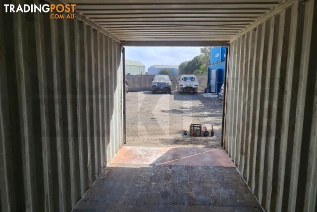 20' STANDARD HEIGHT SHIPPING CONTAINER - in Brisbane