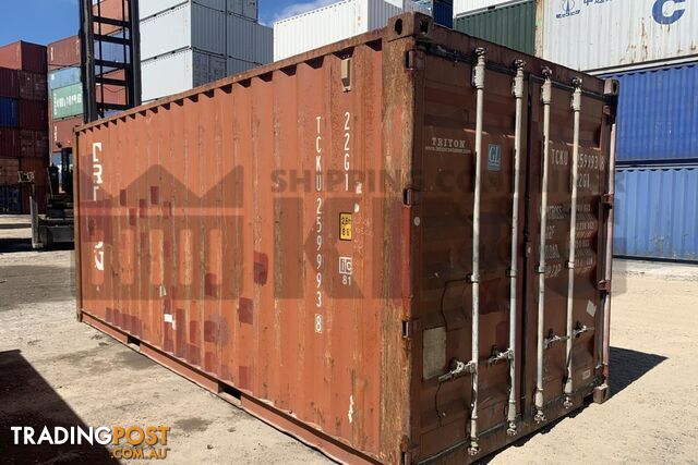 20' STANDARD HEIGHT SHIPPING CONTAINER - in Brisbane