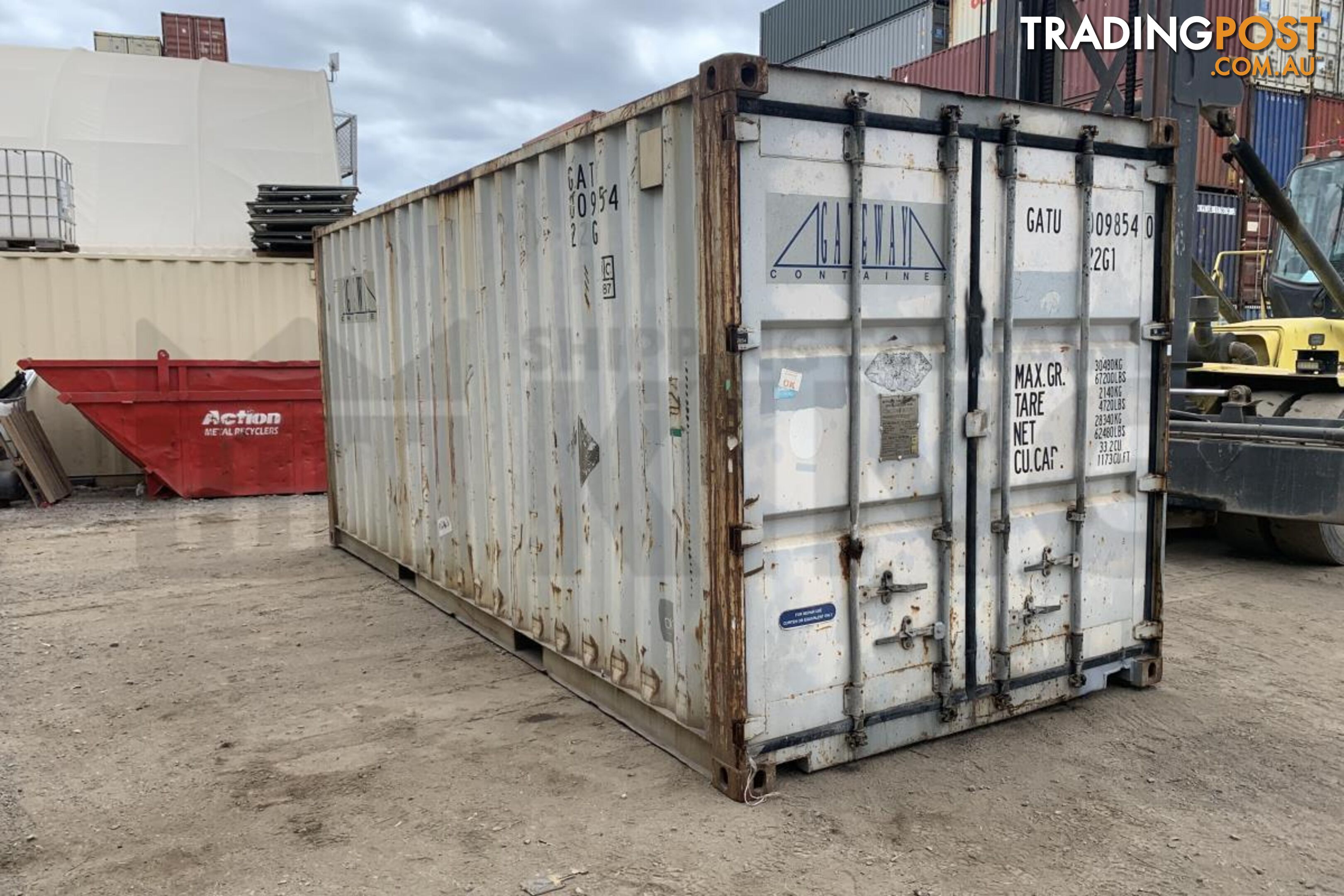 20' STANDARD HEIGHT SHIPPING CONTAINER