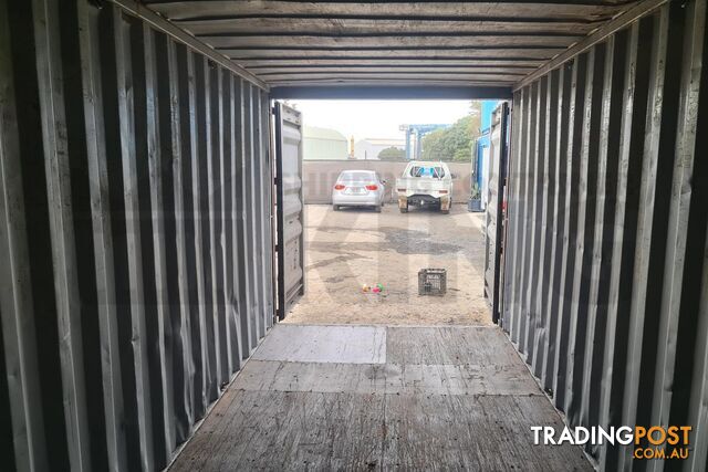 20' STANDARD HEIGHT SHIPPING CONTAINER - in Brisbane