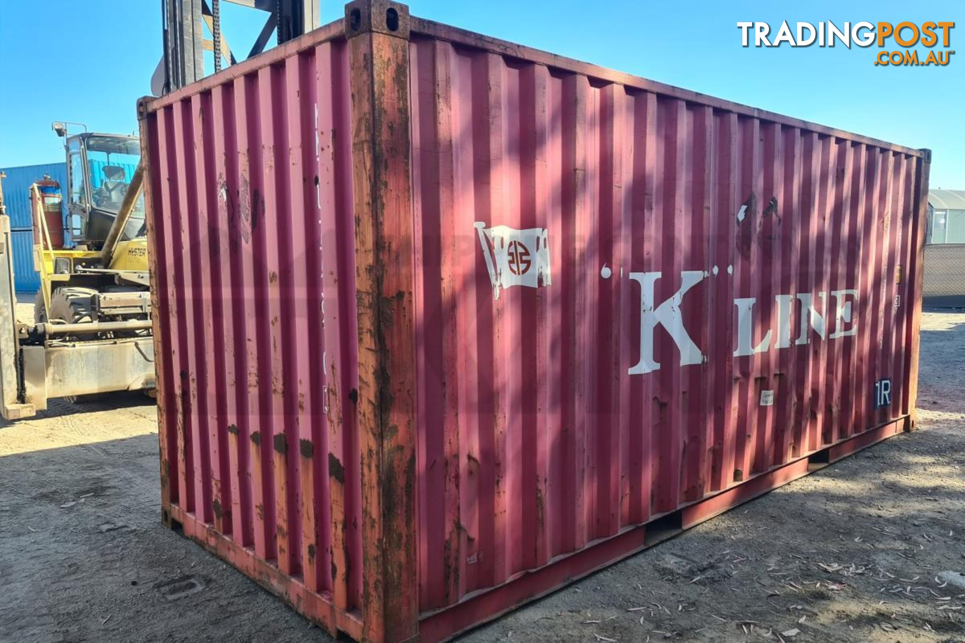 20' STANDARD HEIGHT SHIPPING CONTAINER - in Townsville