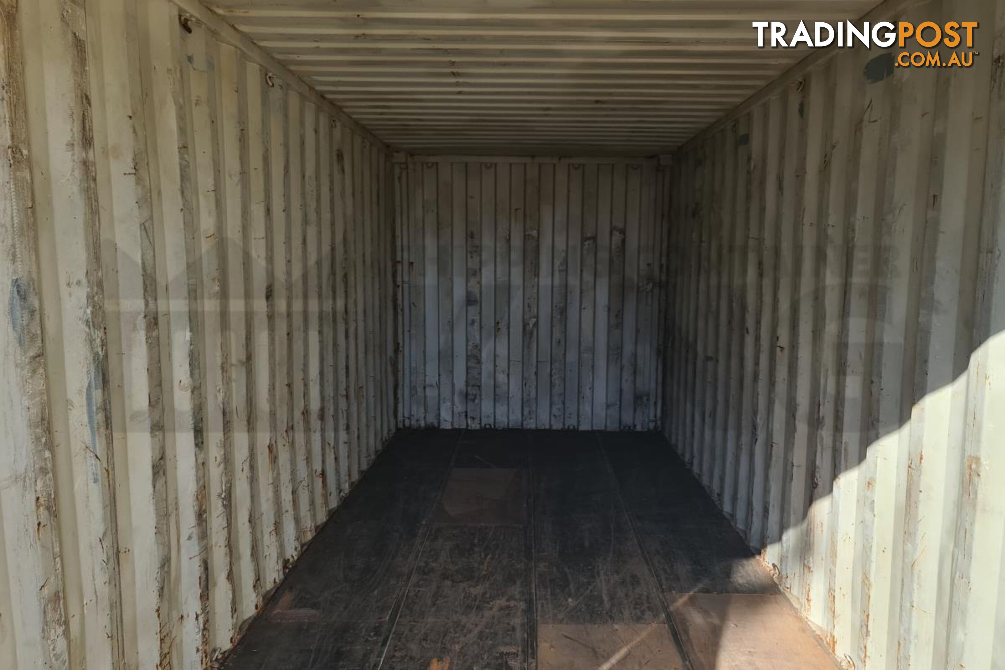 20' STANDARD HEIGHT SHIPPING CONTAINER - in Townsville