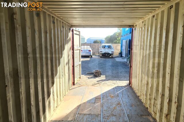 20' STANDARD HEIGHT SHIPPING CONTAINER - in Townsville