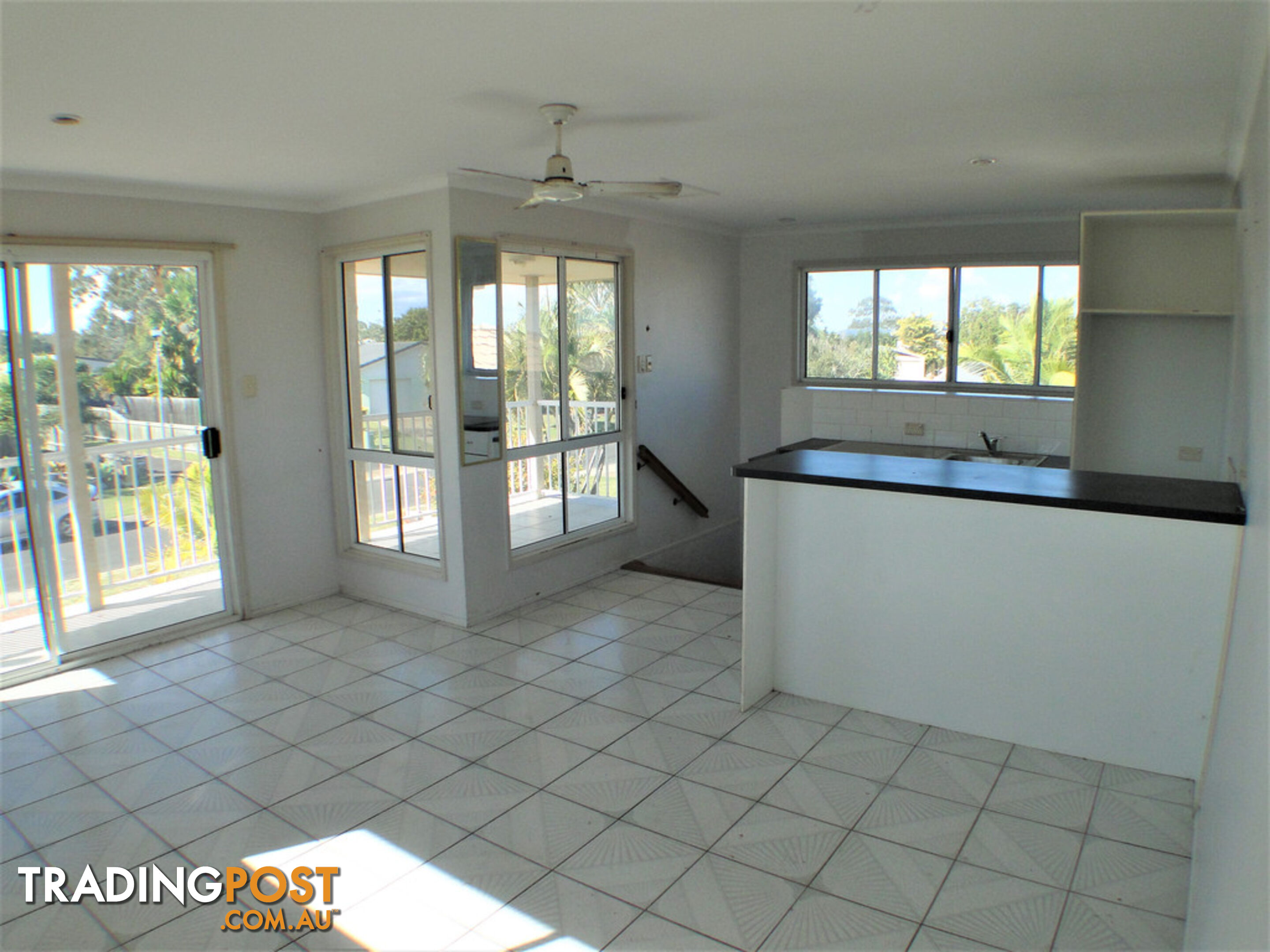 3 Skinner Crescent URANGAN QLD 4655