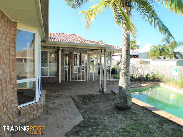 3 Skinner Crescent URANGAN QLD 4655