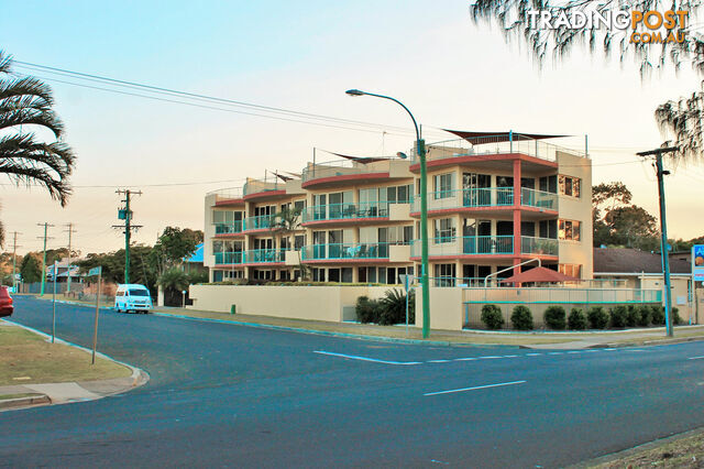 9/496 Esplanade TORQUAY QLD 4655