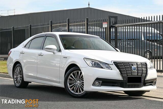 2013 TOYOTA CROWN ROYALSALOONHYBRID AWS210 SEDAN