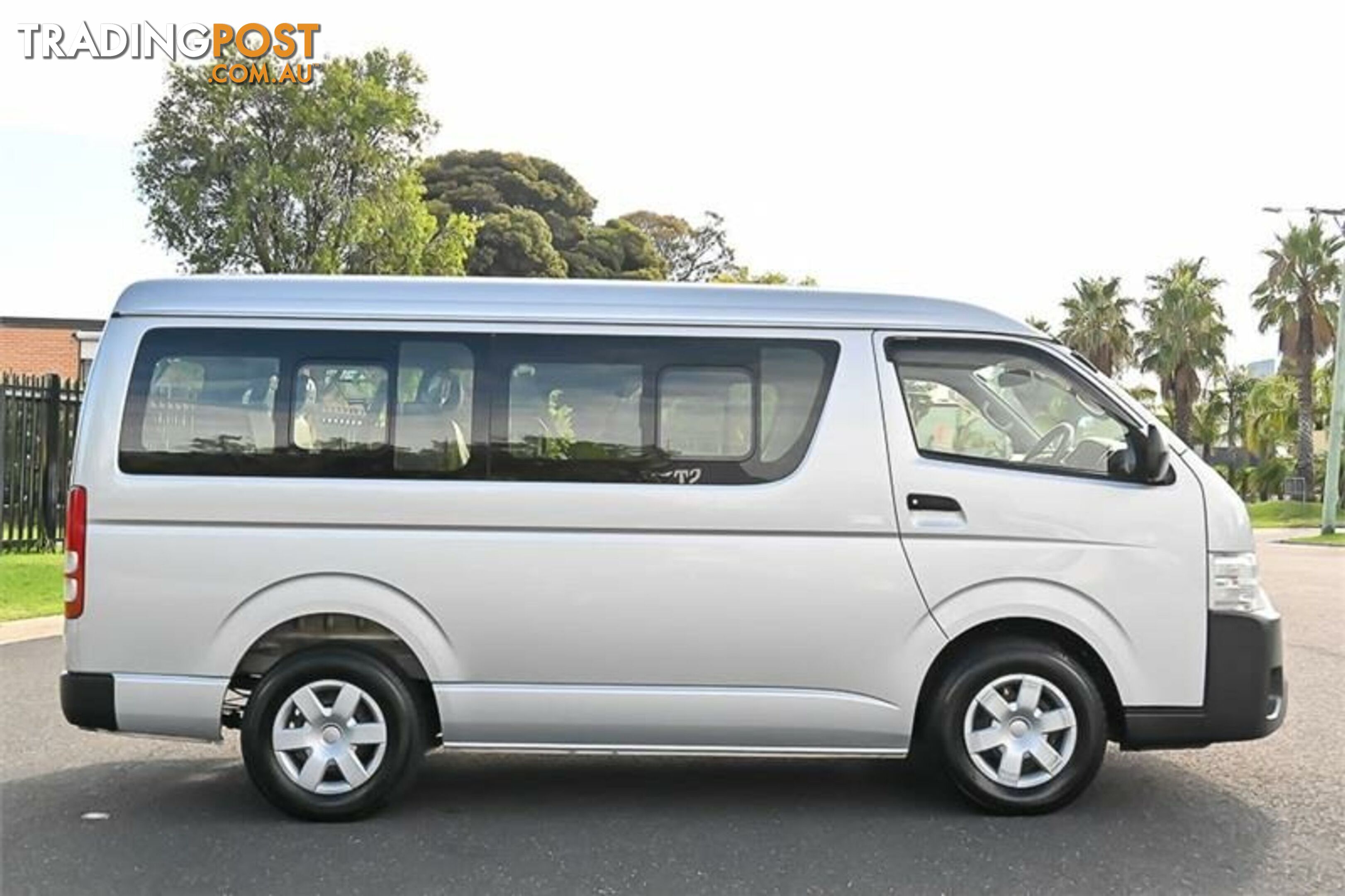 2016 TOYOTA HIACE TRH214 DX VAN