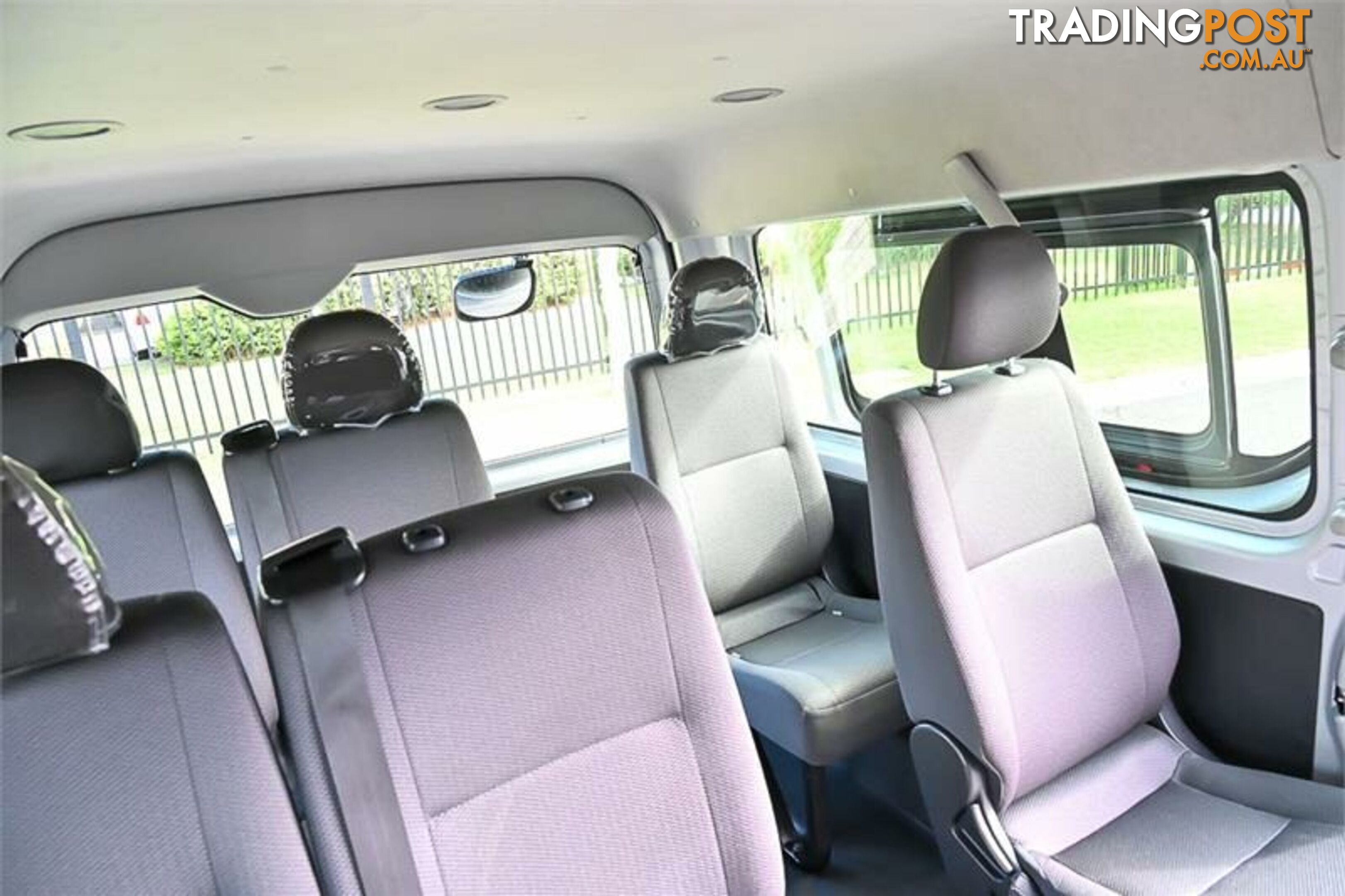 2016 TOYOTA HIACE TRH214 DX VAN