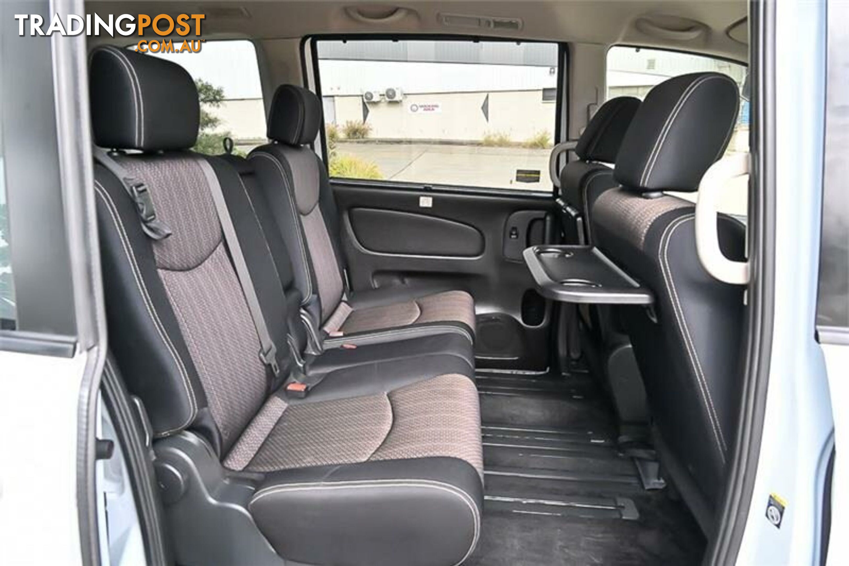 2014 NISSAN SERENA HFC20 HYBRID HIGHWAY STAR VAN