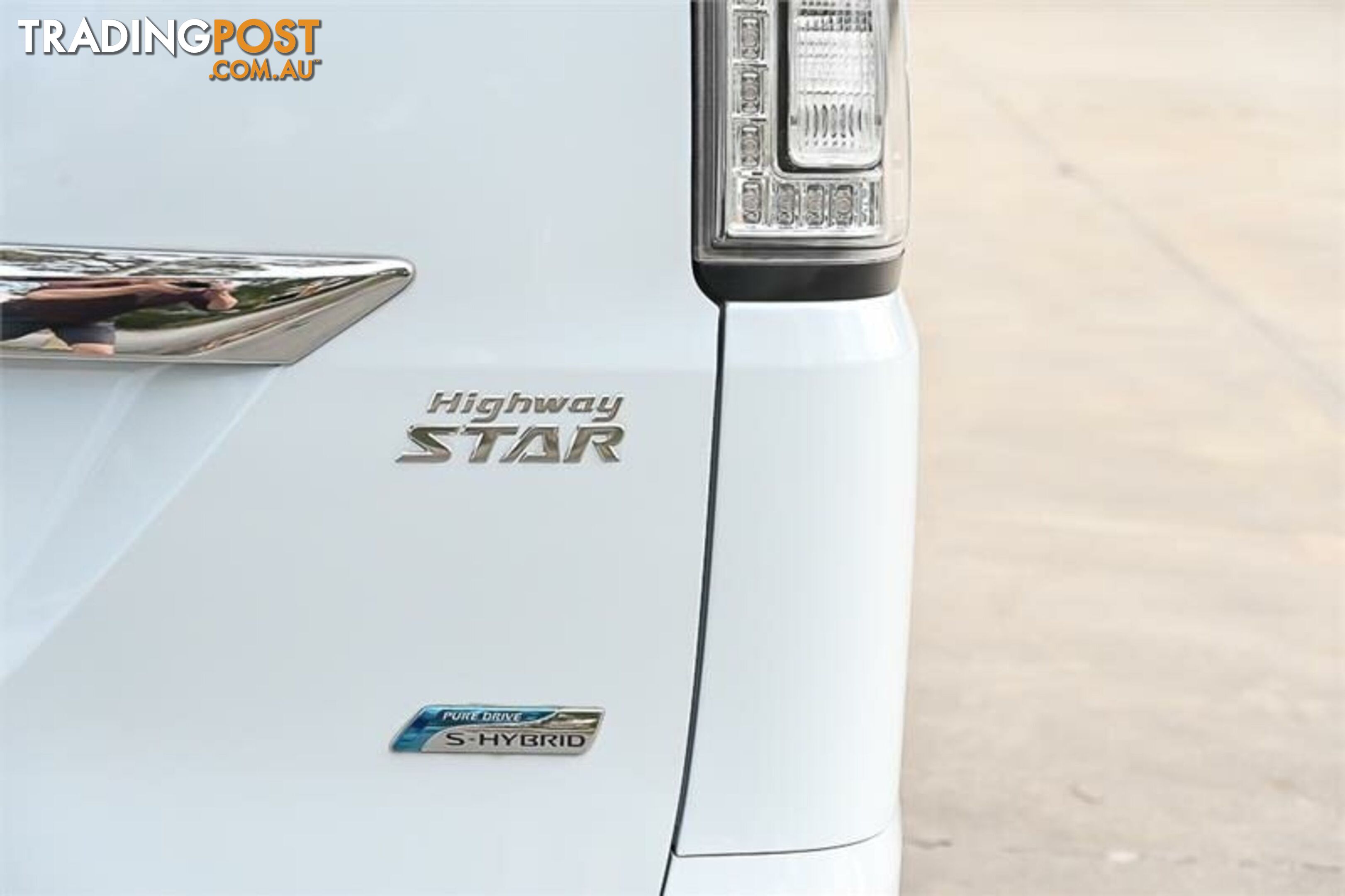 2014 NISSAN SERENA HFC20 HYBRID HIGHWAY STAR VAN