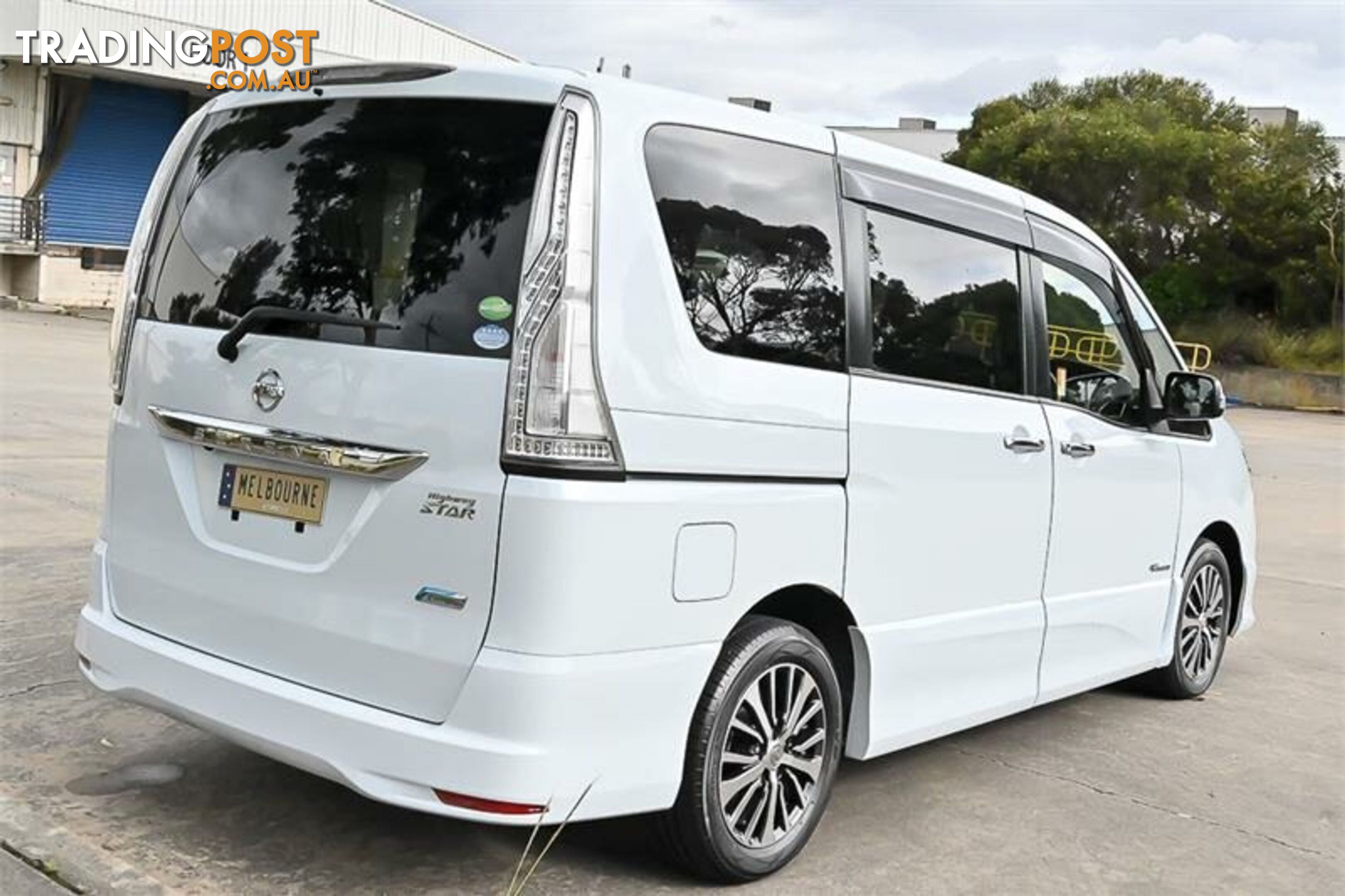 2014 NISSAN SERENA HFC20 HYBRID HIGHWAY STAR VAN