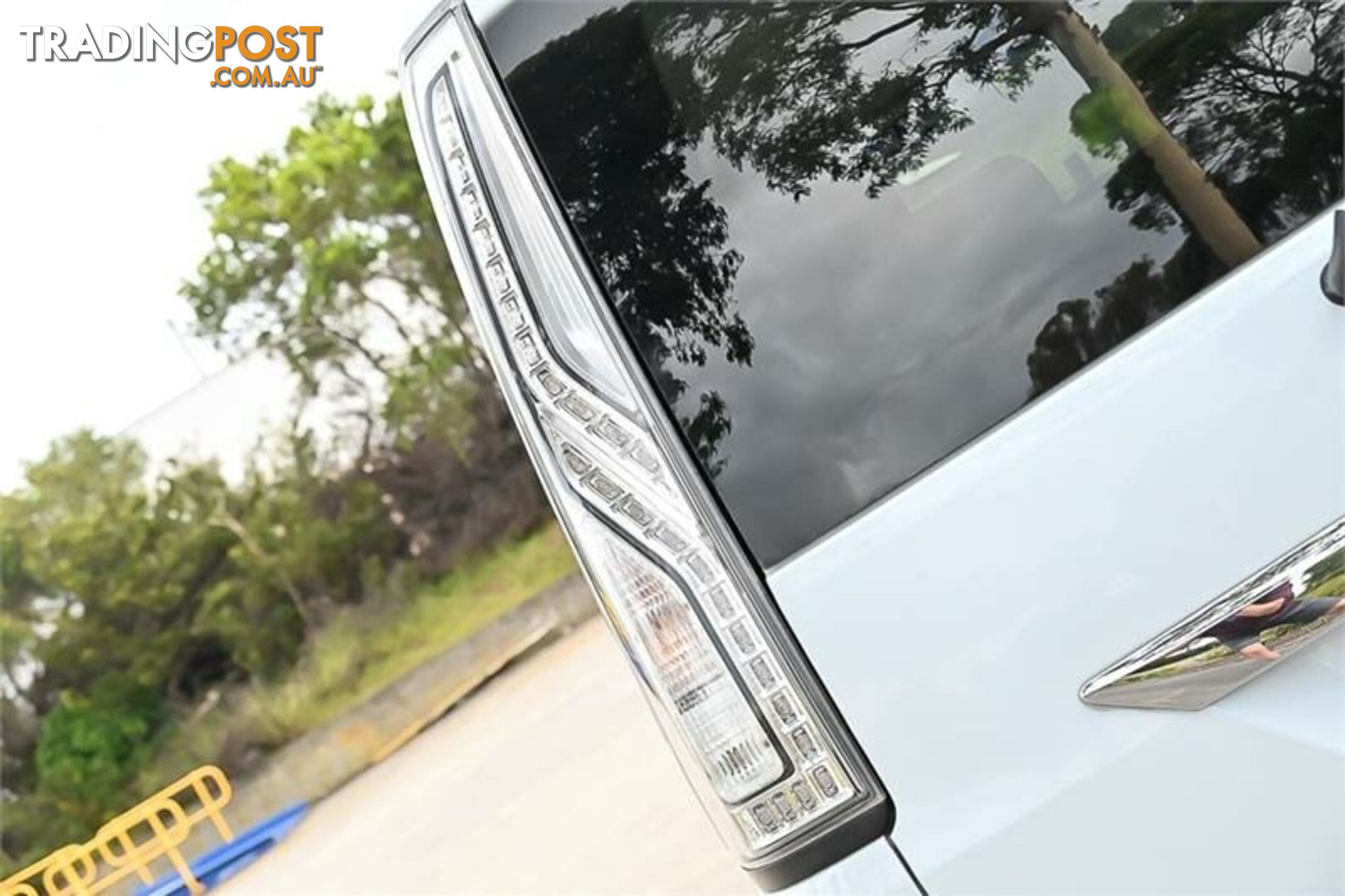 2014 NISSAN SERENA HFC20 HYBRID HIGHWAY STAR VAN