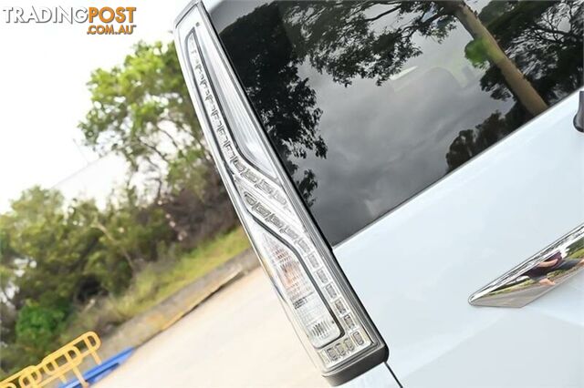 2014 NISSAN SERENA HFC20 HYBRID HIGHWAY STAR VAN