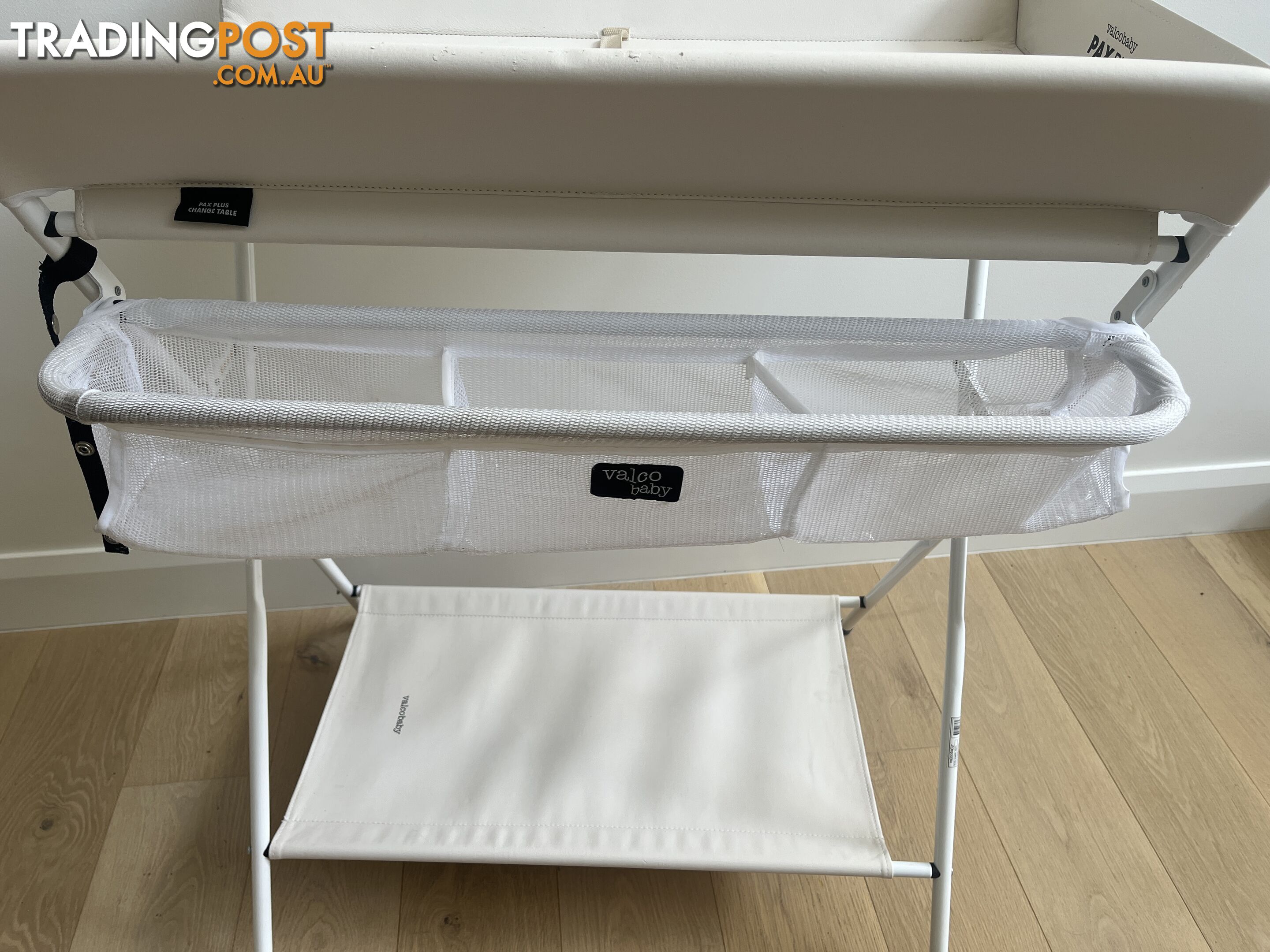 Valco Baby change table