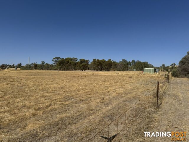 30 Simmons Road BEVERLEY WA 6304