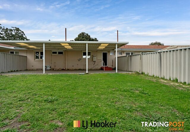 44 Stebbing Way GIRRAWHEEN WA 6064