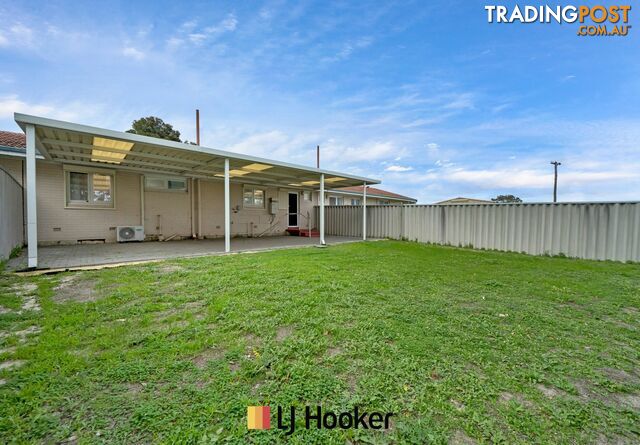 44 Stebbing Way GIRRAWHEEN WA 6064