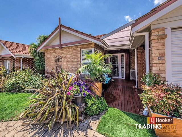 12/6 Fragrant Gardens MIRRABOOKA WA 6061