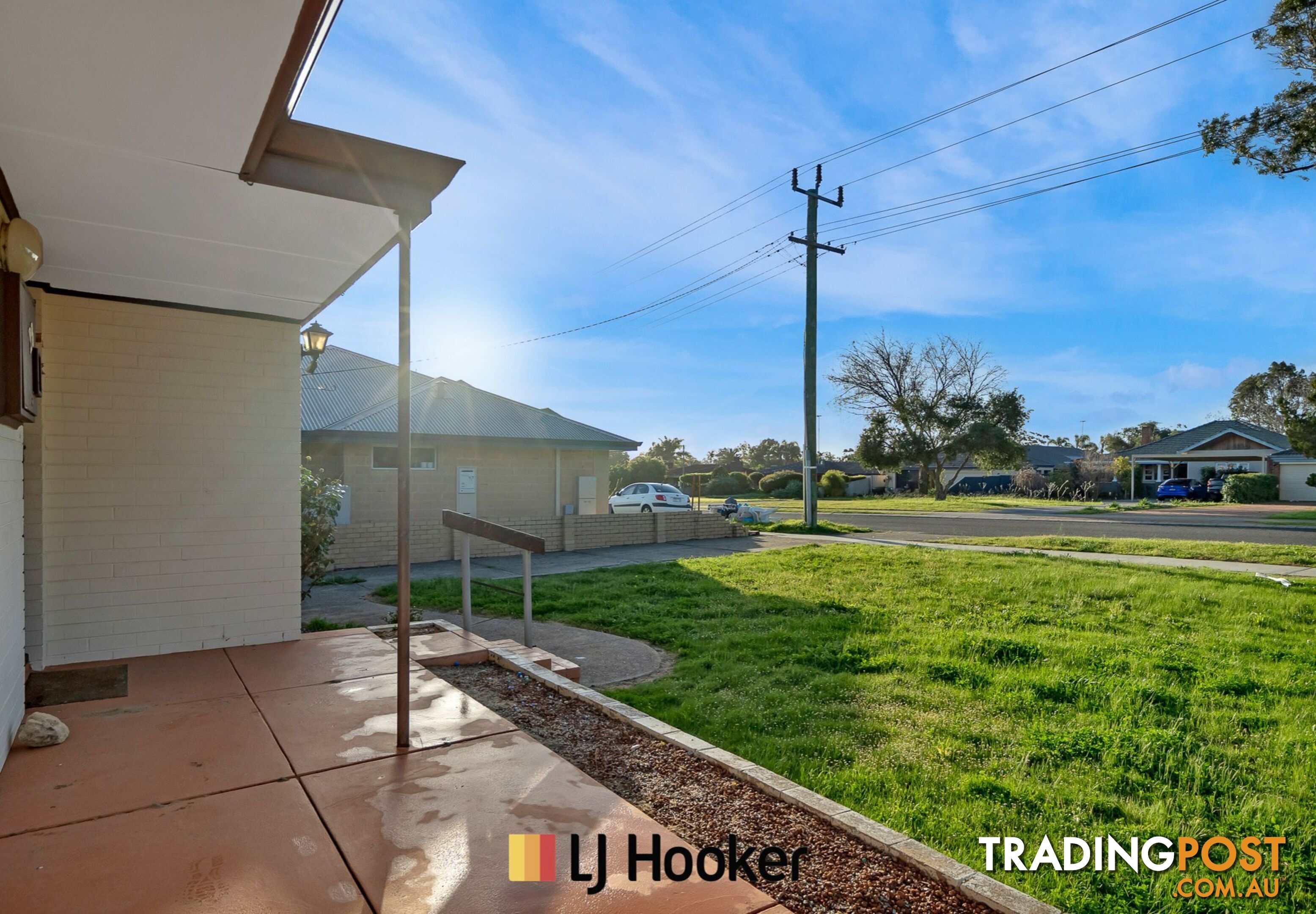 28 Mereworth Way GIRRAWHEEN WA 6064