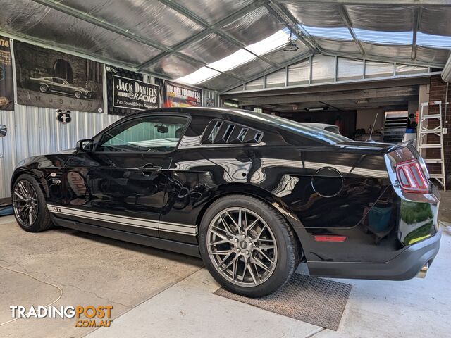 2011 Ford Mustang GT Premium Coupe Manual