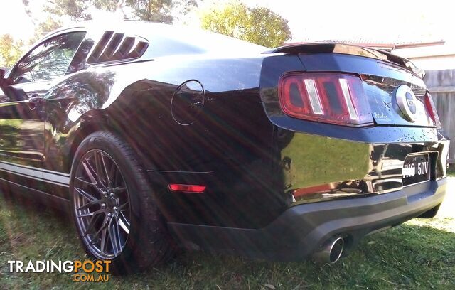 2011 Ford Mustang GT Premium Coupe Manual