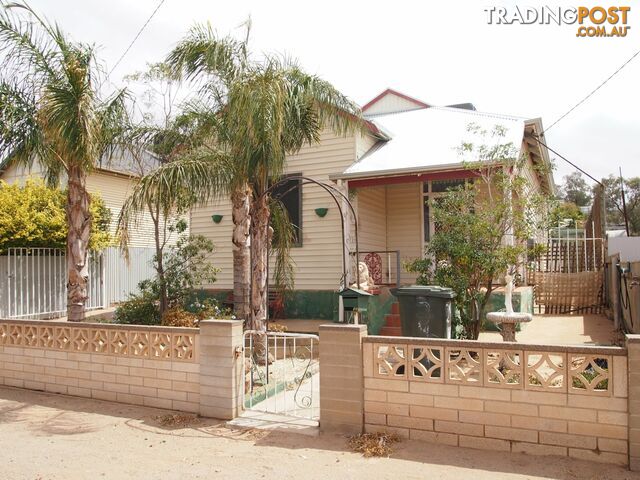 299 Kaolin Street BROKEN HILL NSW 2880