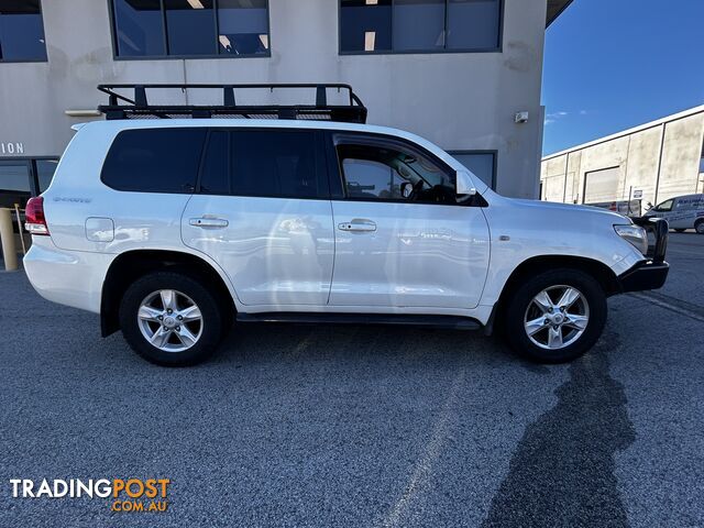 2011 Toyota Landcruiser Sahara Automatic