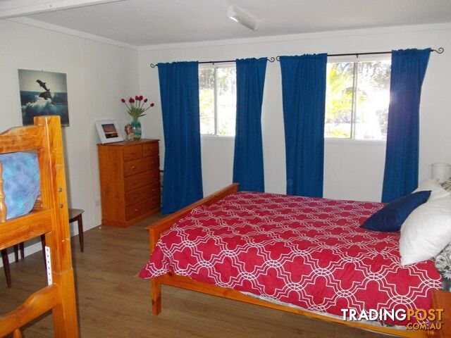 93 The Strand BULWER QLD 4025