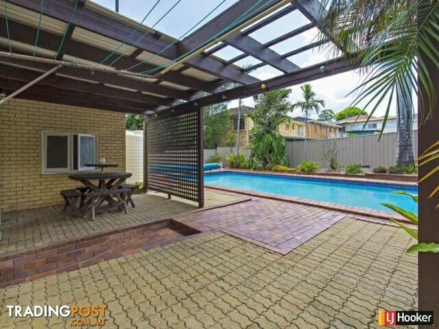 22 Marban Street CHERMSIDE WEST QLD 4032