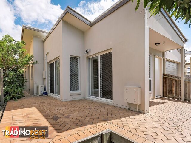 53 Curwen Terrace CHERMSIDE QLD 4032