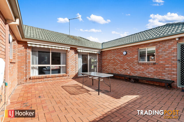 1/64 Roadknight Street LAKES ENTRANCE VIC 3909