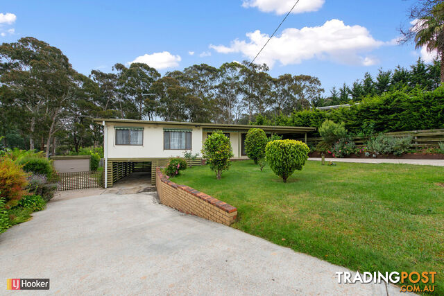 15 Christopher Court LAKES ENTRANCE VIC 3909