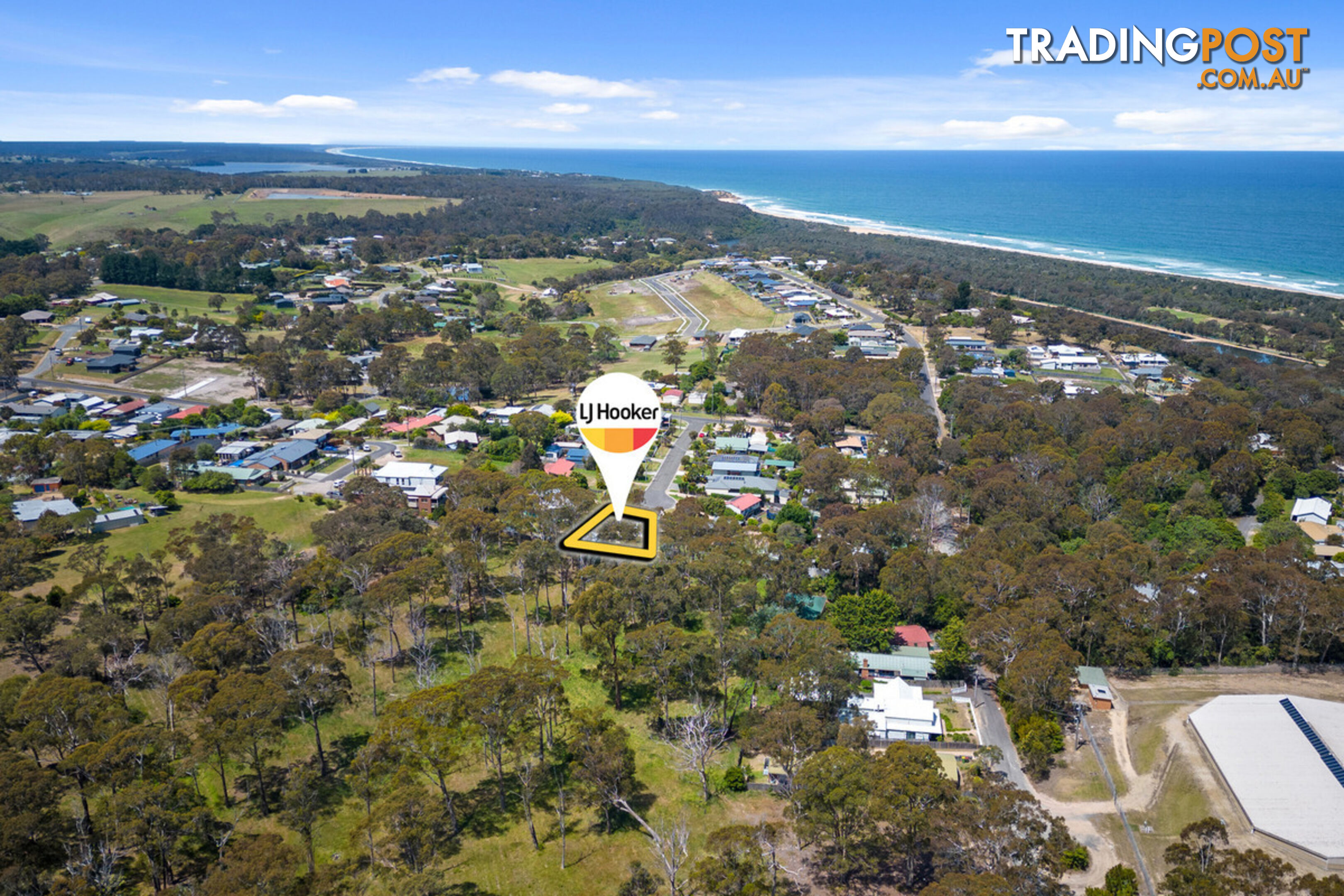 15 Christopher Court LAKES ENTRANCE VIC 3909