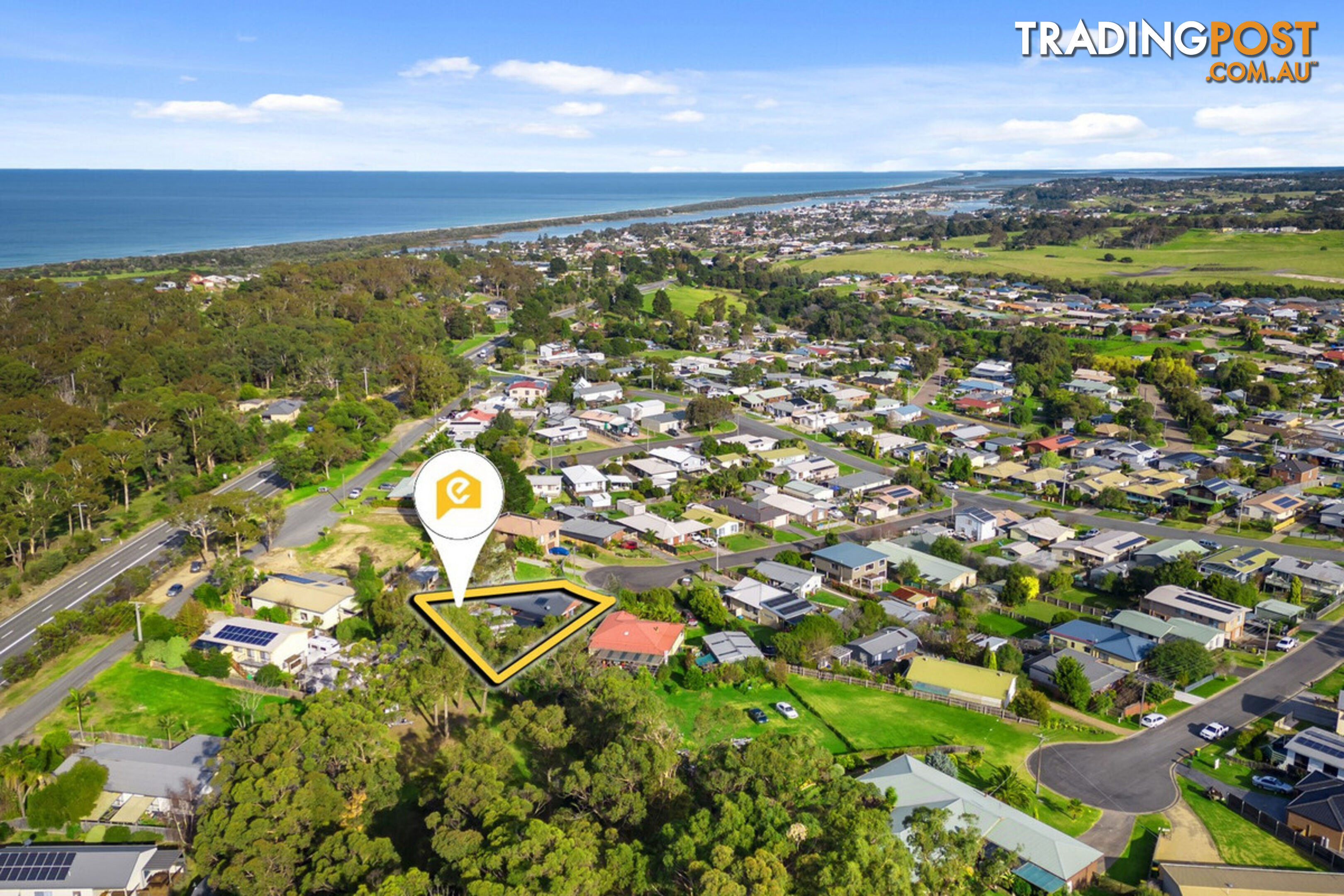 15 Ocean Court LAKES ENTRANCE VIC 3909