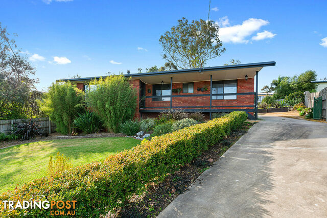 15 Ocean Court LAKES ENTRANCE VIC 3909