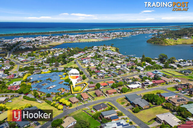 20 Phillips Street LAKES ENTRANCE VIC 3909