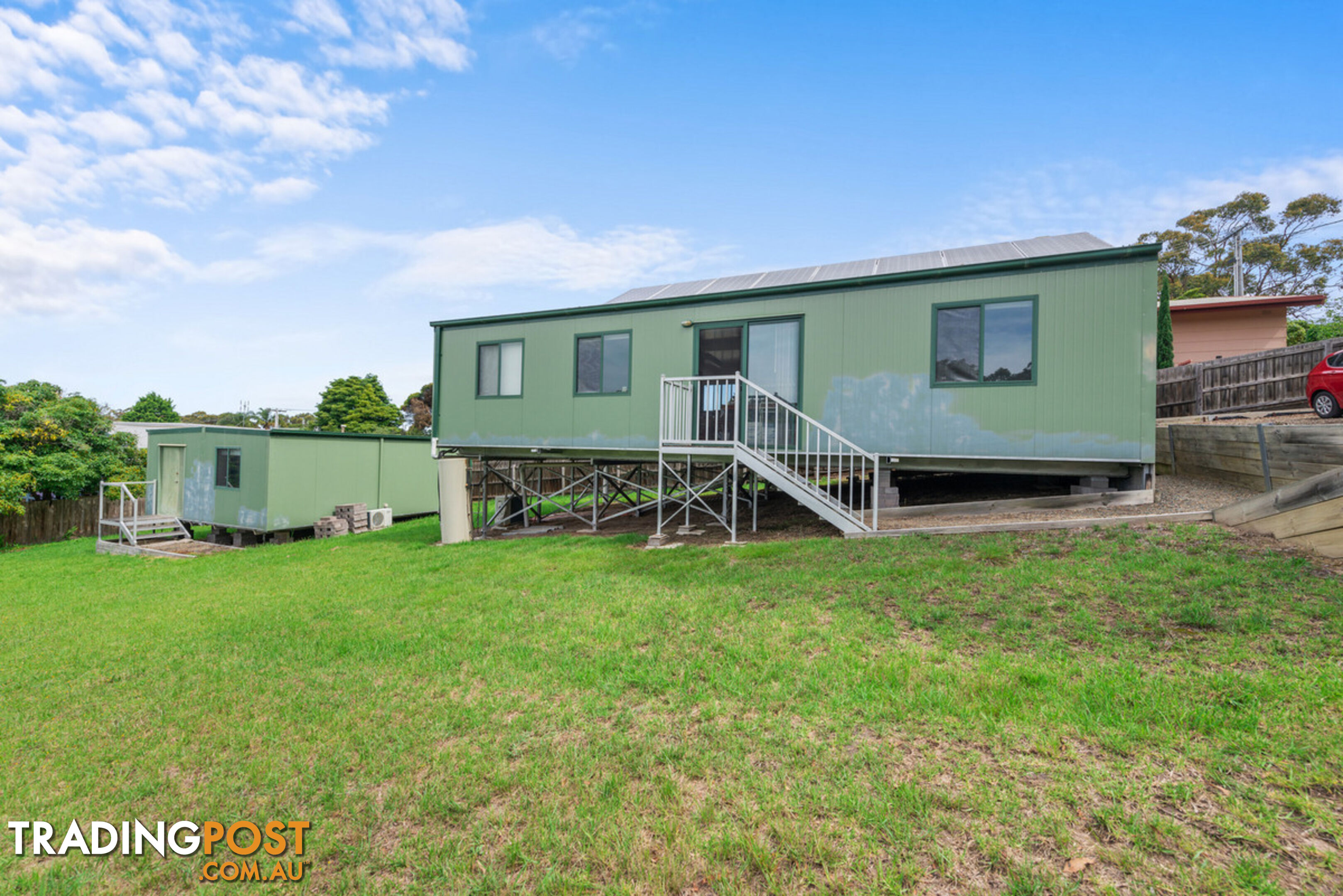 68 Ocean View Parade LAKES ENTRANCE VIC 3909