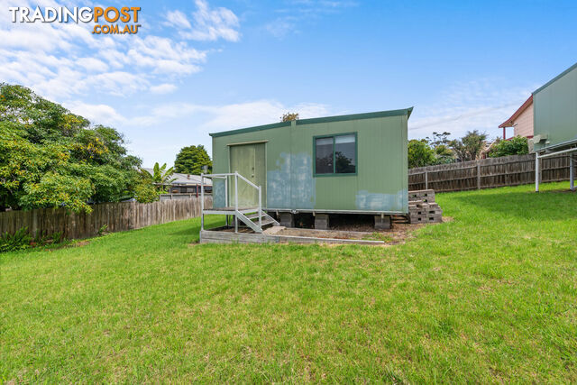 68 Ocean View Parade LAKES ENTRANCE VIC 3909