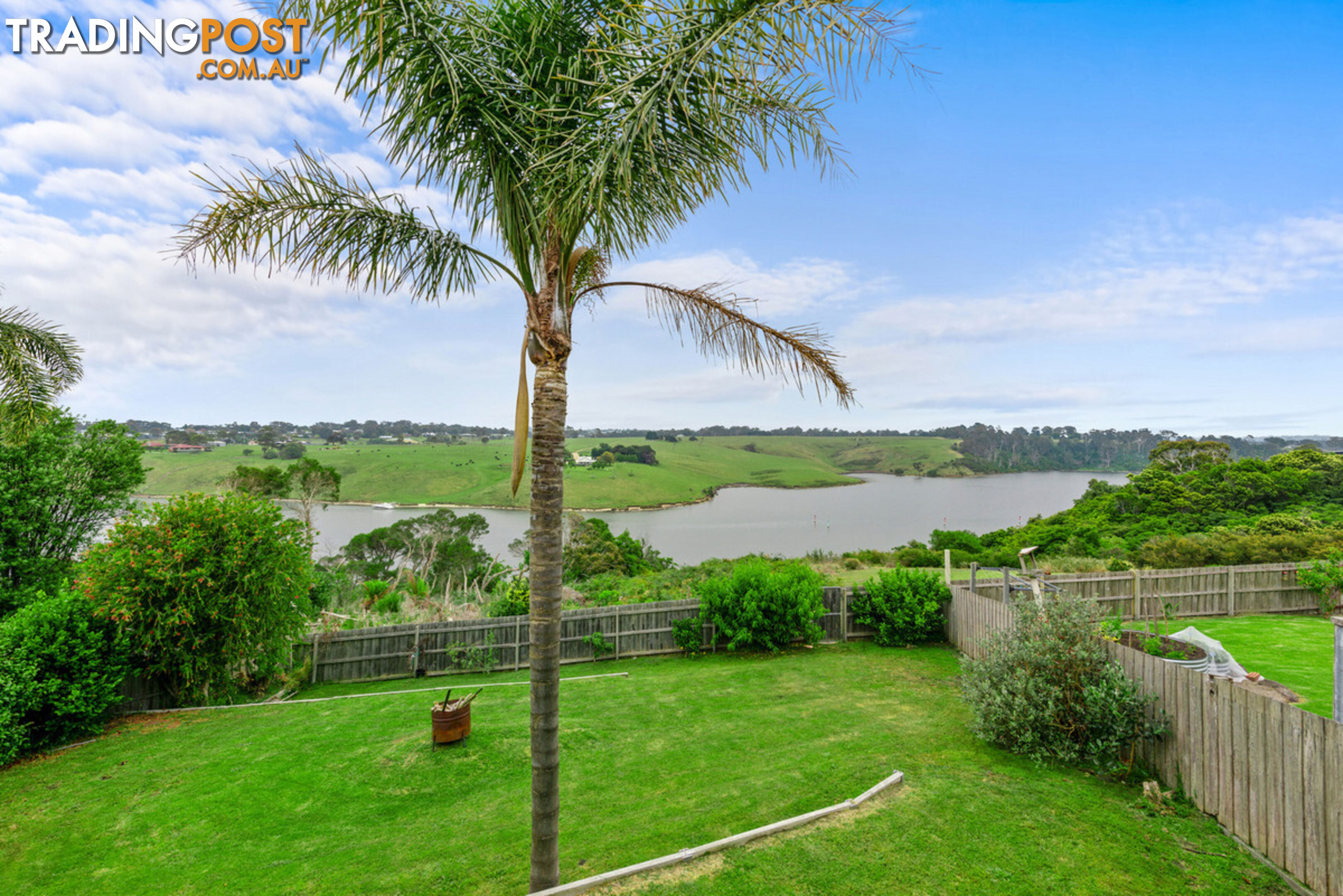 5 Nautilus Way LAKES ENTRANCE VIC 3909