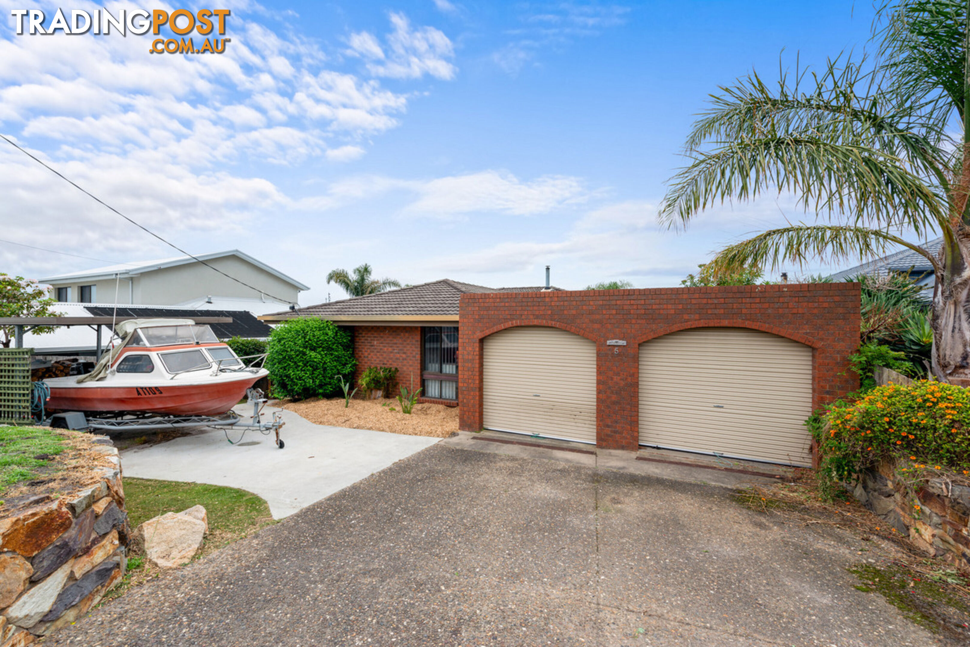 5 Nautilus Way LAKES ENTRANCE VIC 3909