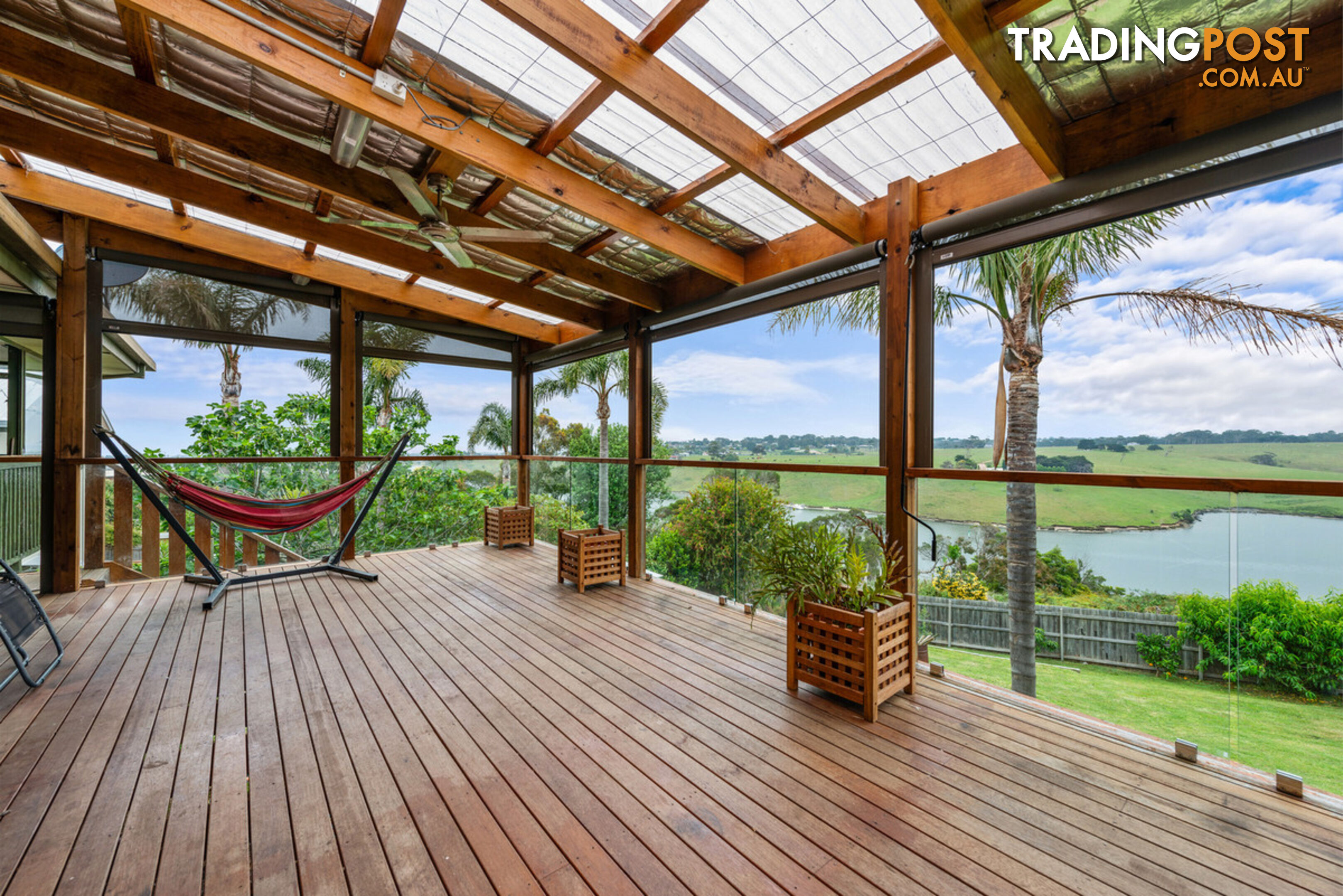 5 Nautilus Way LAKES ENTRANCE VIC 3909