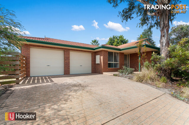 1 Morkham Court LAKES ENTRANCE VIC 3909