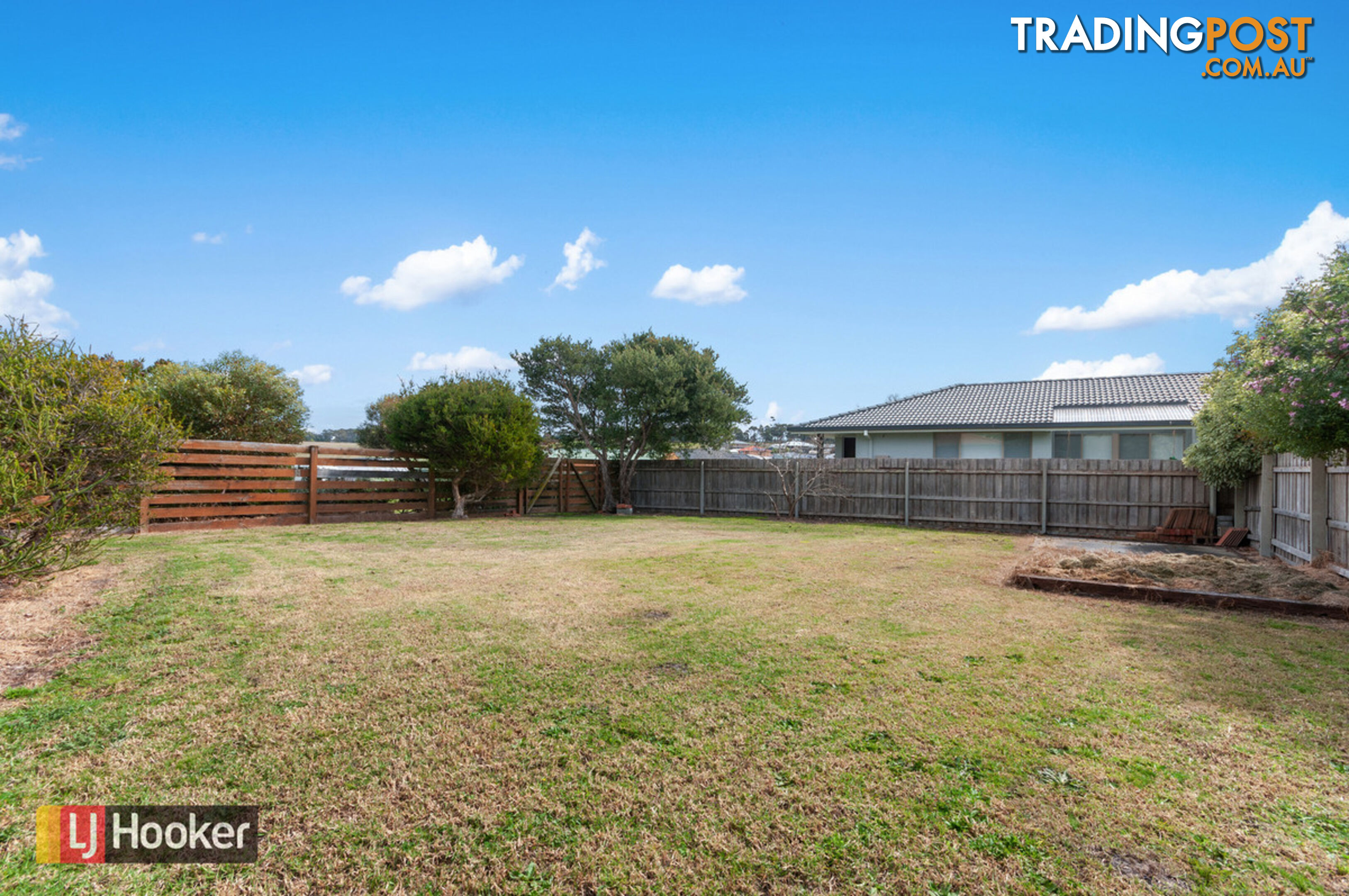 1 Morkham Court LAKES ENTRANCE VIC 3909