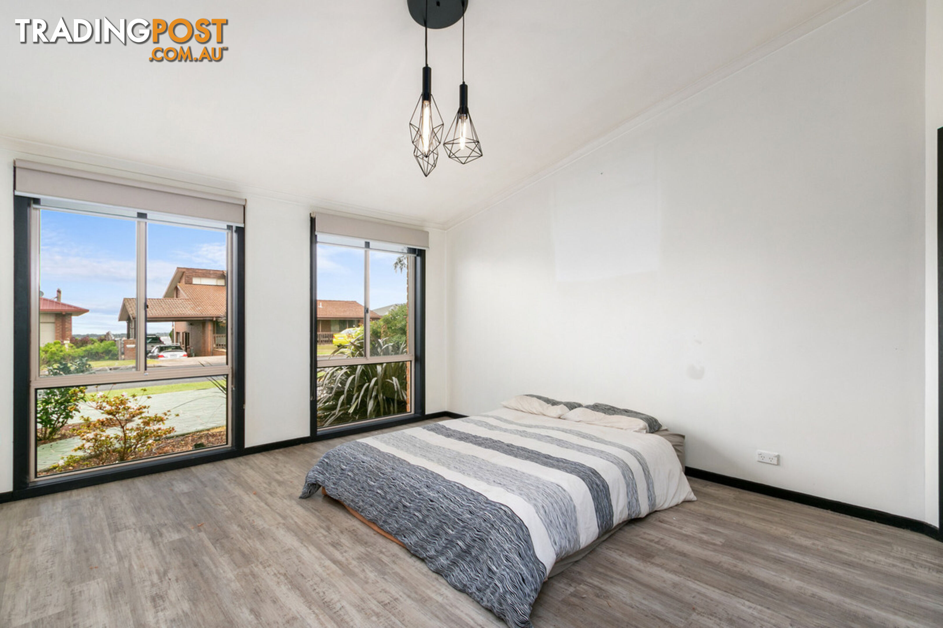 23 Periwinkle Drive LAKES ENTRANCE VIC 3909