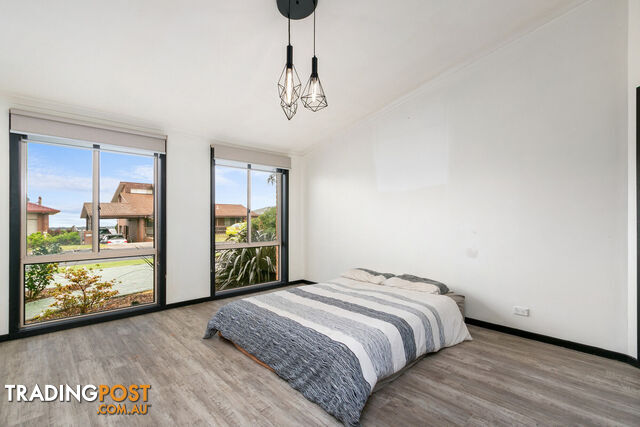 23 Periwinkle Drive LAKES ENTRANCE VIC 3909