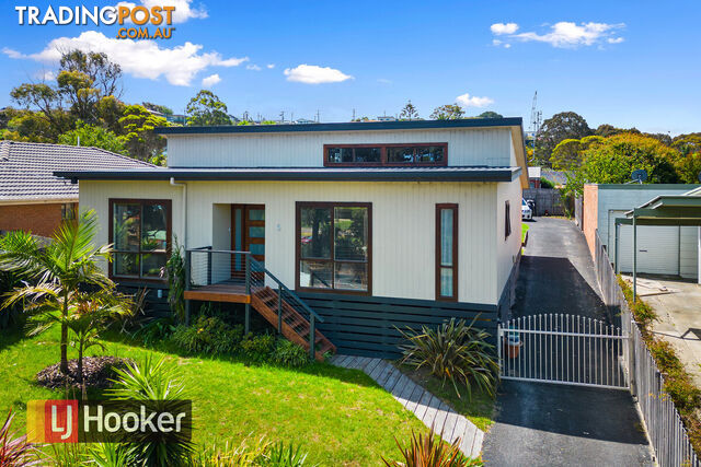 5 Coates Road LAKES ENTRANCE VIC 3909