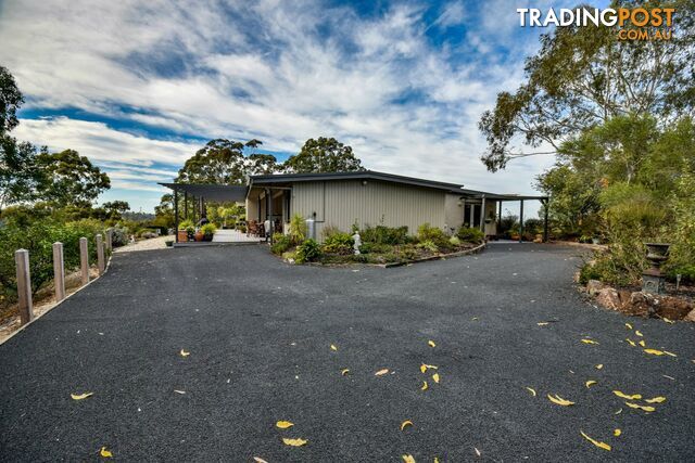 112 Stirling Road, METUNG VIC 3904