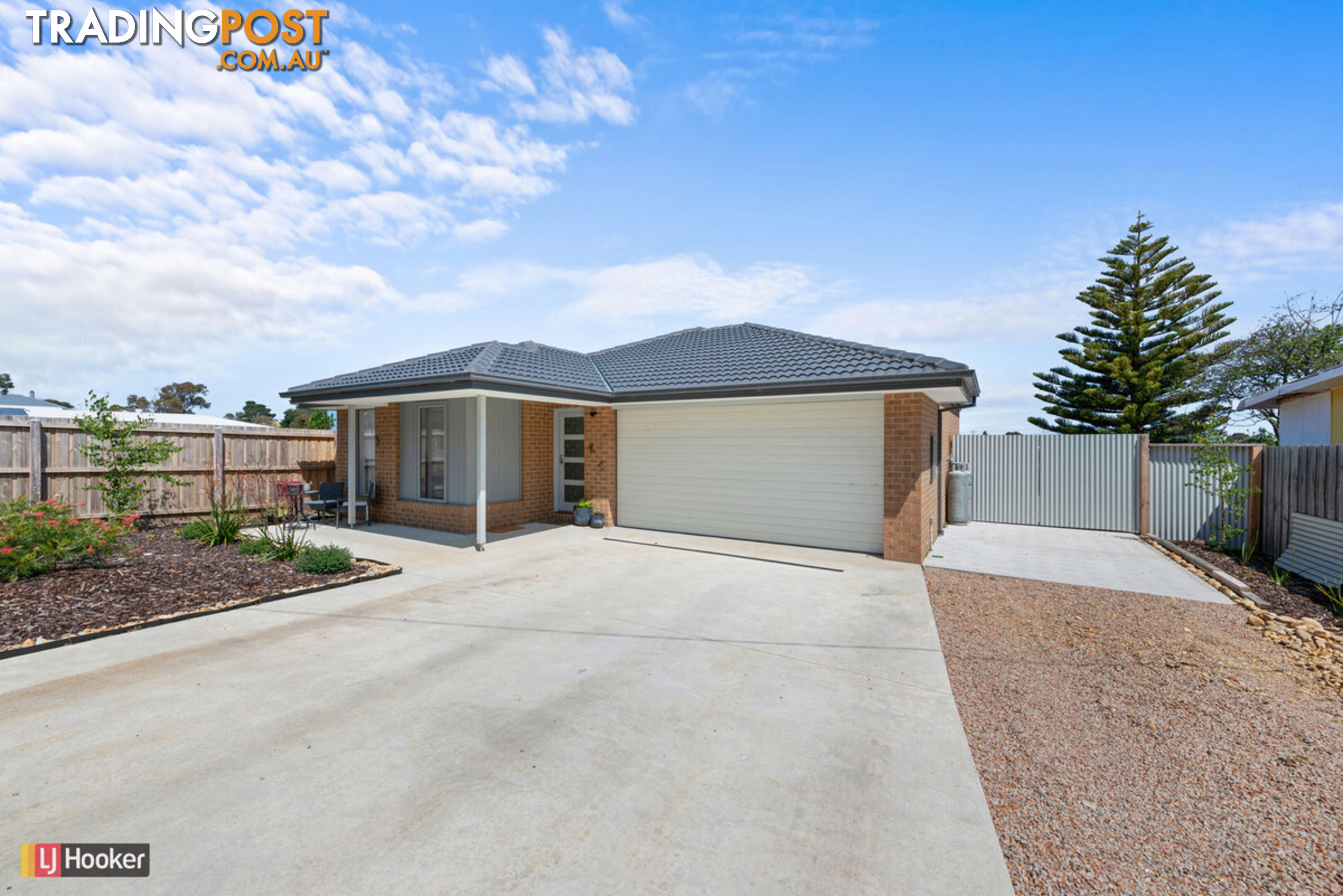 18 Golf Links Road LAKES ENTRANCE VIC 3909