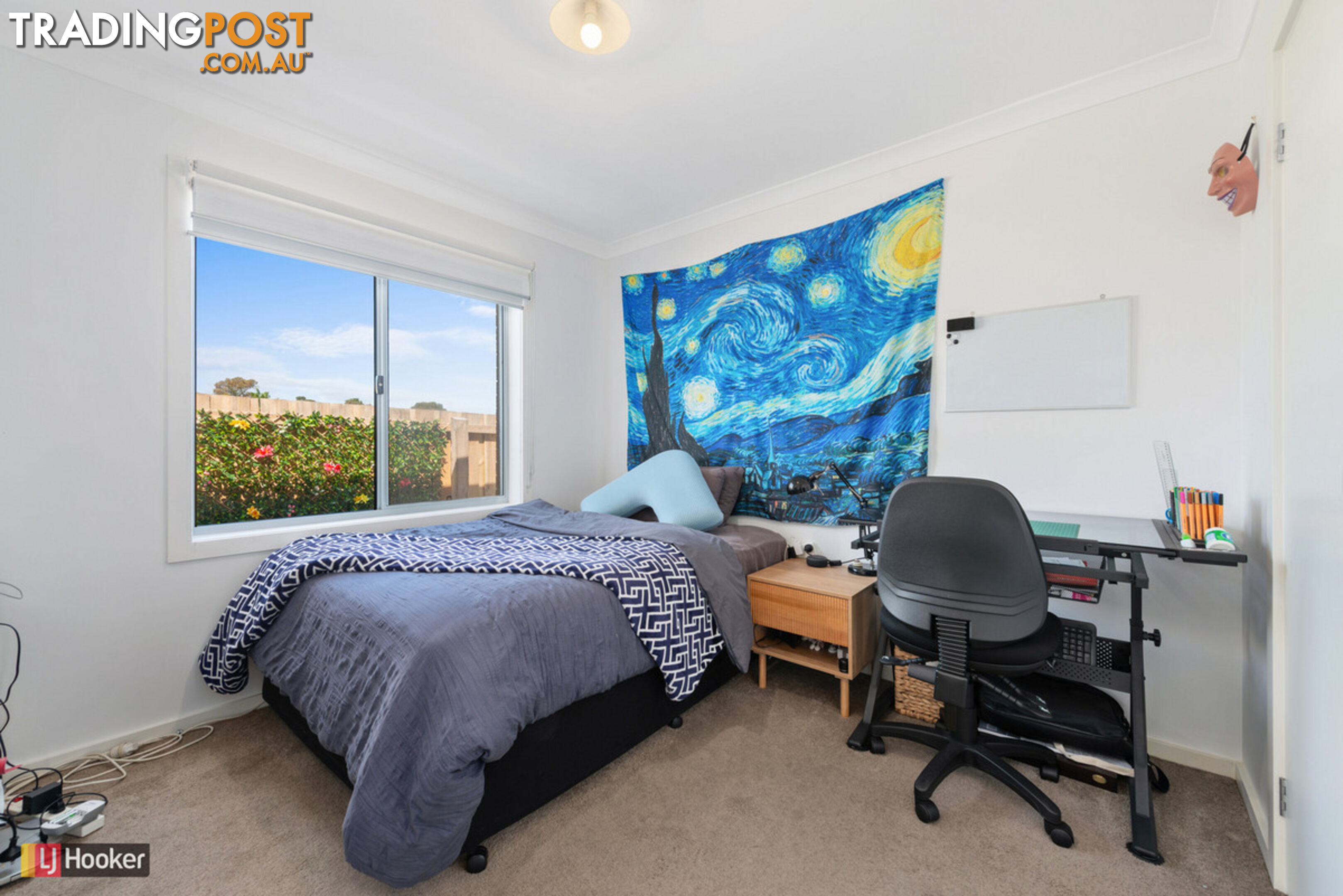 18 Golf Links Road LAKES ENTRANCE VIC 3909